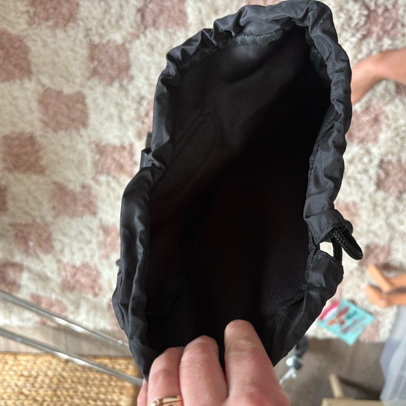 Peloton Black Drawstring Bag 🖤 - Picture 4 of 5